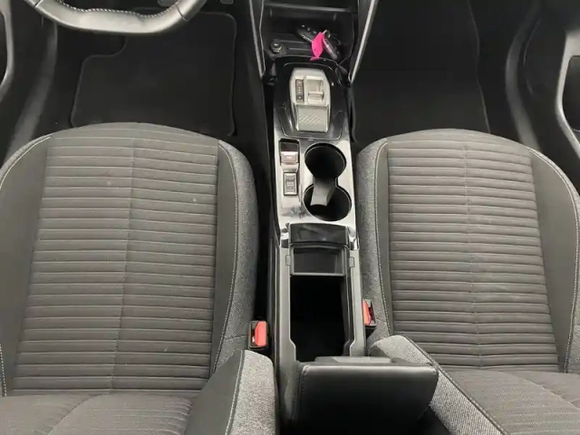 Peugeot 208 electrique 50 kwh 136ch — photo 89