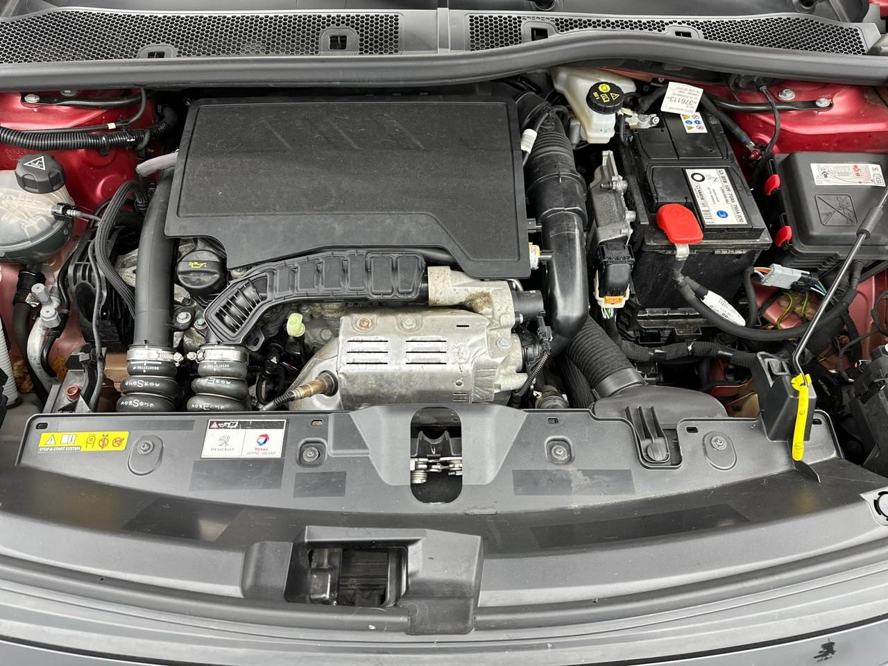 Peugeot 2008 puretech 100 s&s bvm6 allure — photo 15