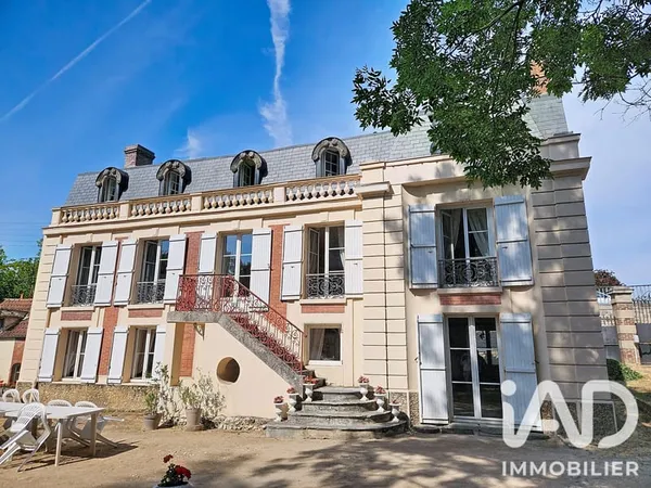Maison 9 pièces 195 m²