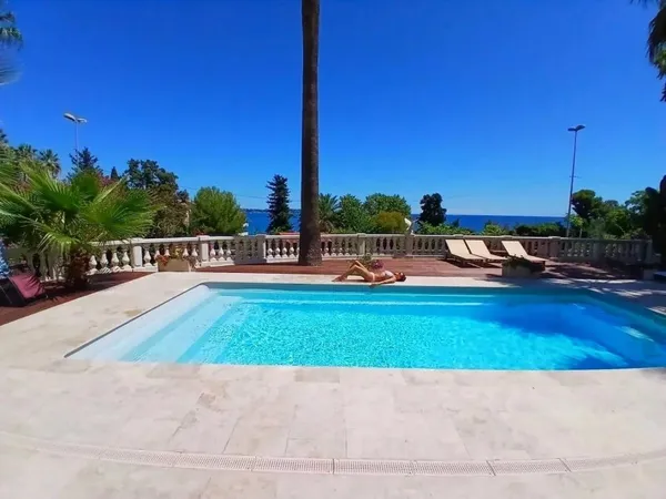 GOLFE JUAN, LIMITE CANNES VENTE MAISON VUE MER