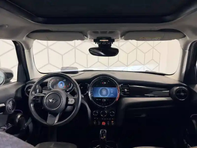 Mini Mini hatch 5 portes cooper 136 ch dkg7 — photo 8