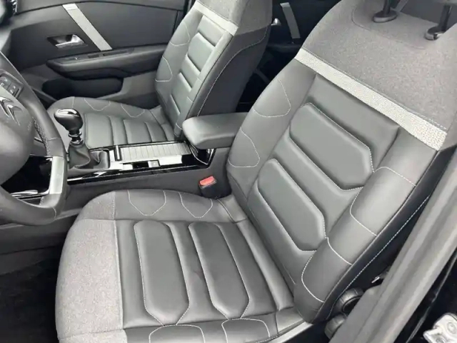 Citroën C4 puretech 130 s&amp;s bvm6 — photo 32