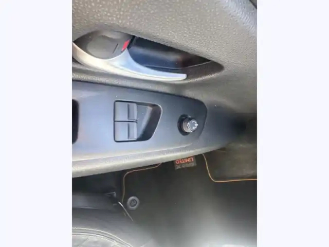 Toyota Aygo 1.0 vvt-i 72 air limited cvt — photo 23