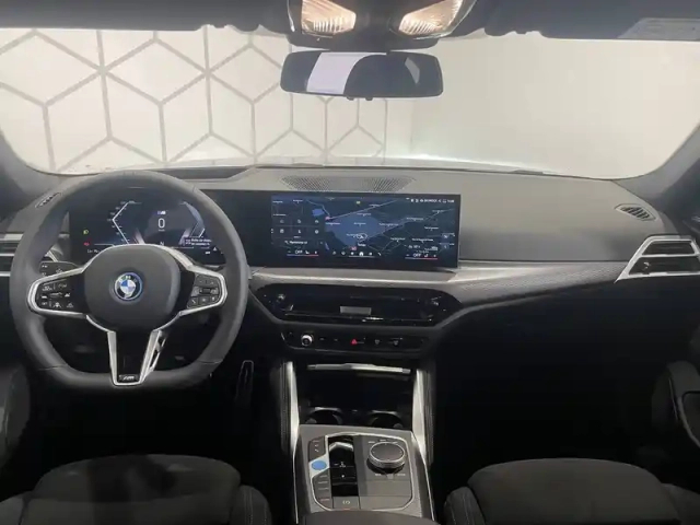 Bmw I4 edrive40 340 ch bva — photo 53
