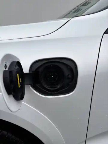 Volvo Xc60 t6 awd hybride rechargeable 253 ch+145 ch geartronic 8 — photo 6