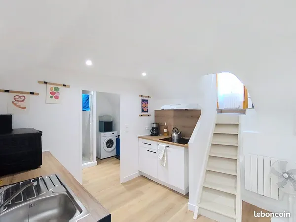 Appartement A SEILLNAS - rénové au calme — Plein centre & Parking à 1 min