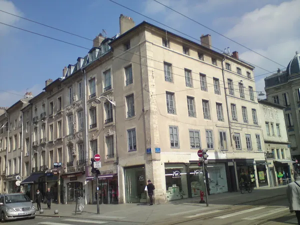 Appartement 2 pièces 56 m²