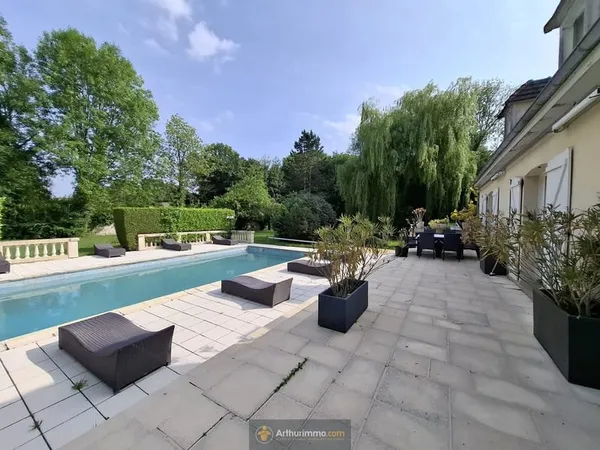 MAISON 200 m SOUS SOL COMPLET TERRAIN 4876m