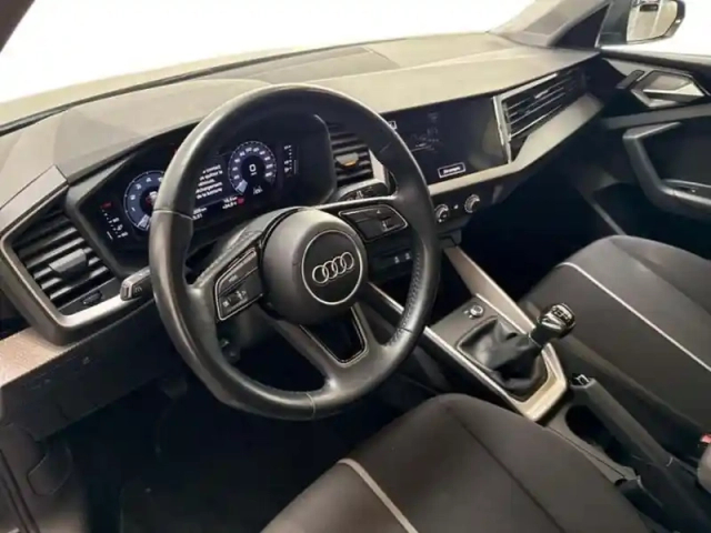 Audi A1 30 tfsi 116 ch bvm6 design — photo 9