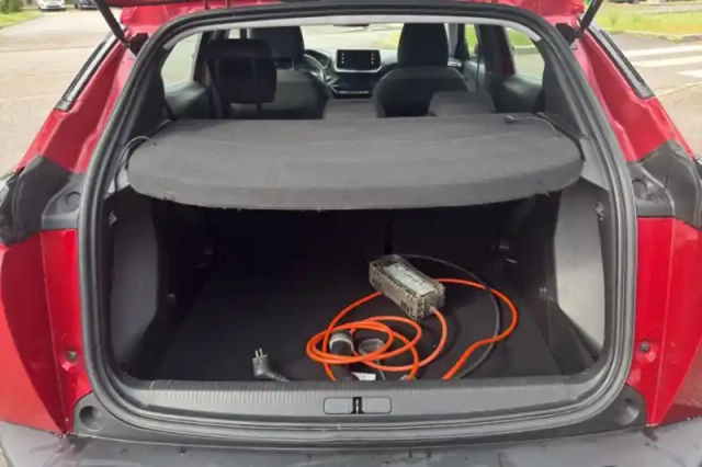 Peugeot 2008 moteur électrique 136 ch — photo 9