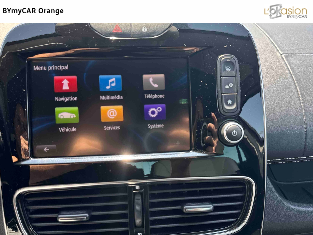 Renault Clio TCe 120 Energy EDC — photo 20