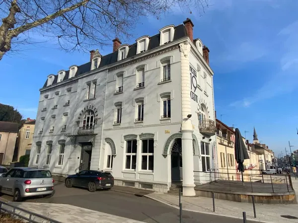 MUR ET FONDS - HOTEL LE CREUSOT