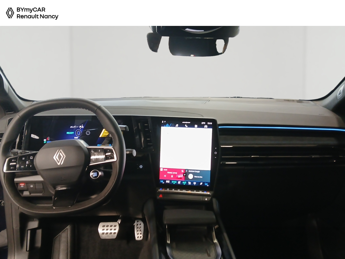 Renault Espace full hybrid E-Tech 200 ch 7pl — photo 9