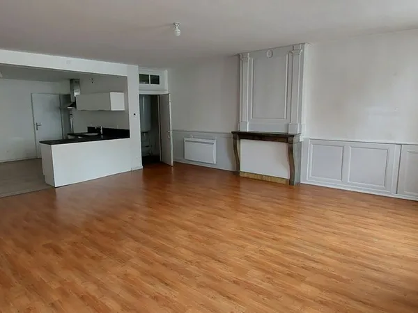 F3 rénové - 85m² Centre Ville - Cave - Grenier