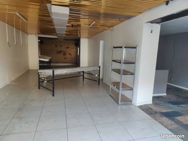 Murs commerciaux 129 m² Waziers