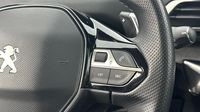 Peugeot 3008 HYBRID 225ch GT e-EAT8 — photo 19