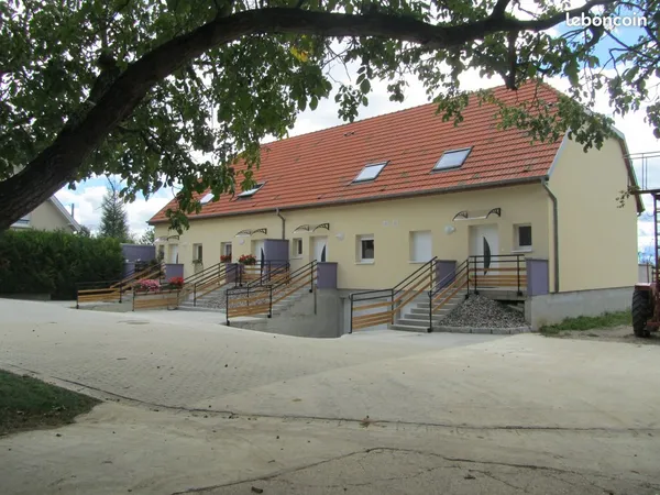 Maison accolée, disponible janvier 2027