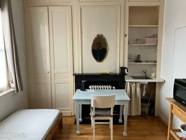 Loue Studio calme 12 m2