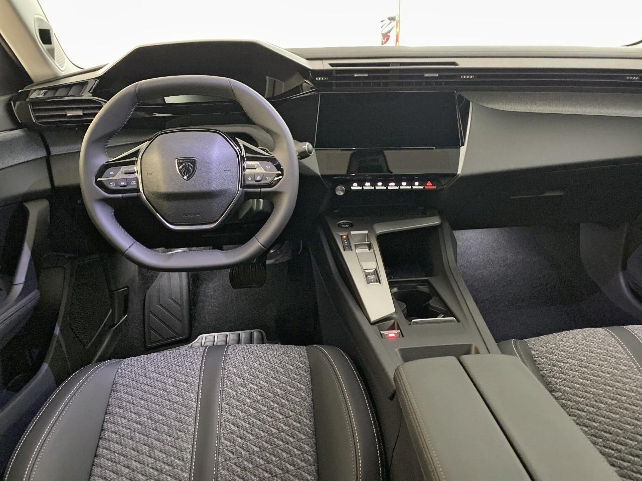 Peugeot 308 hybrid 145 e-dcs6 allure — photo 8