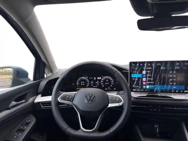 Volkswagen Golf 1.5 ehybrid 204 dsg6 — photo 11