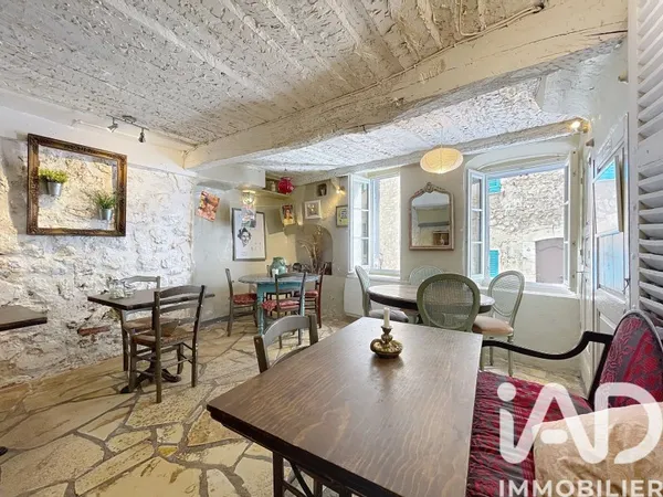 Fonds de commerce 2 pièces 74 m²