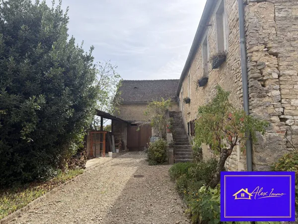 Maison 10 pièces 352 m²