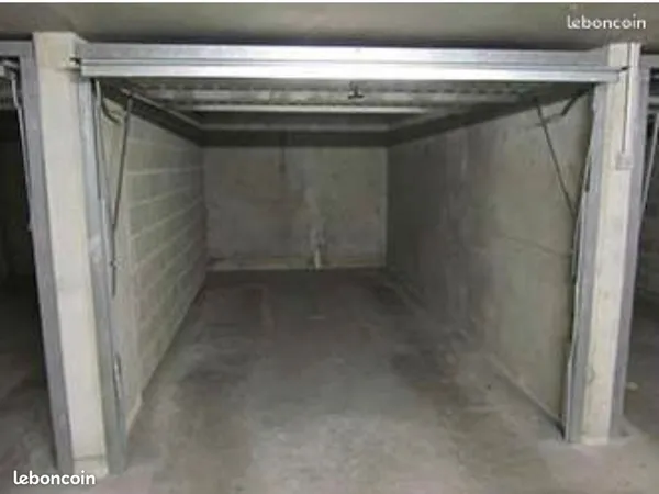 Garage à louer