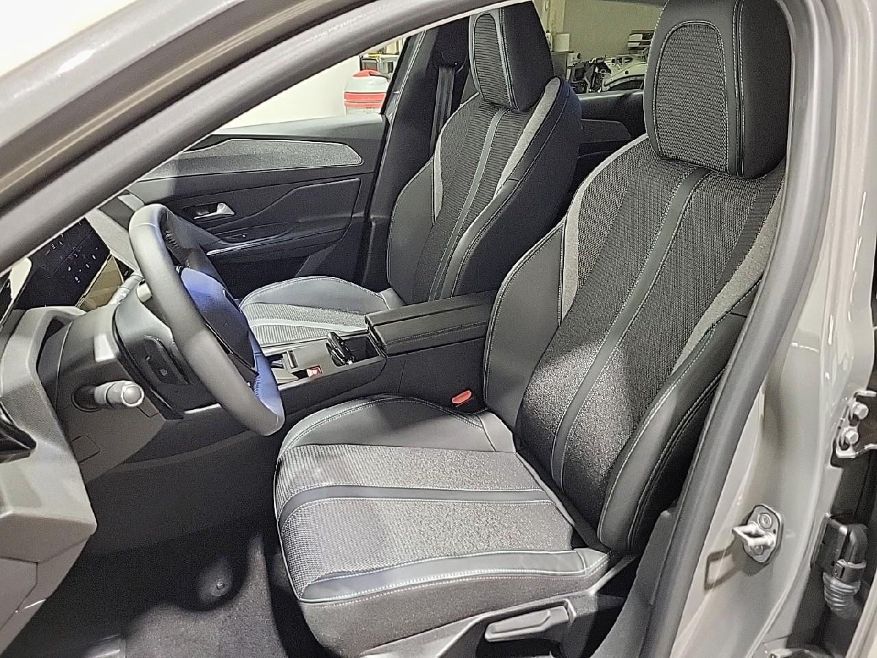 Peugeot 308 hybrid 145 e-dcs6 allure — photo 10