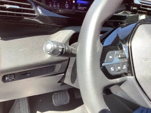 Peugeot 308 sw puretech 130ch s&amp;s eat8 — photo 22