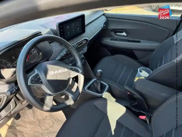 Dacia Sandero 1.0 tce 90ch expression -24 — photo 15
