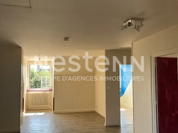 Appartement * 66 M² * 19200 Ussel * 362,81 € * 100 € * 462,81 €