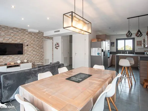 Villa 4 pièces 94 m²