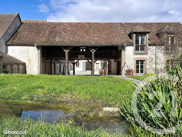 Maison 10 pièces 259 m²