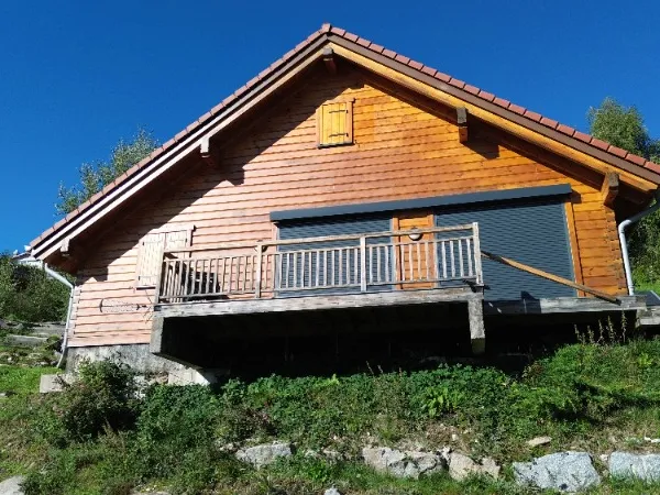 BUSSANG (Htes-Vosges) - MAGNIFIQUE CHALET AVEC VUE DOMINANTE