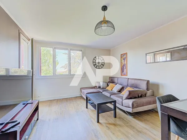 Appartement Rueil Malmaison 4 pièce(s) 79.65m²
