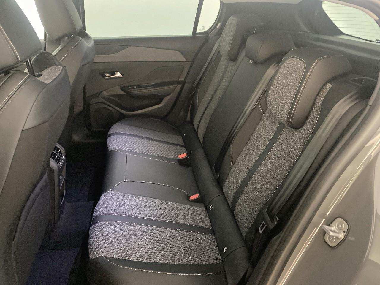 Peugeot 308 bluehdi 130ch s&s eat8 allure — photo 10