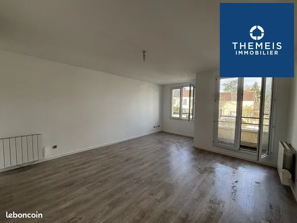 Studio 1 pièce 27 m²
