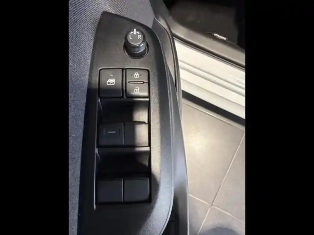 Toyota Yaris 120 vvt-i dynamic business 5p mc24 — photo 13