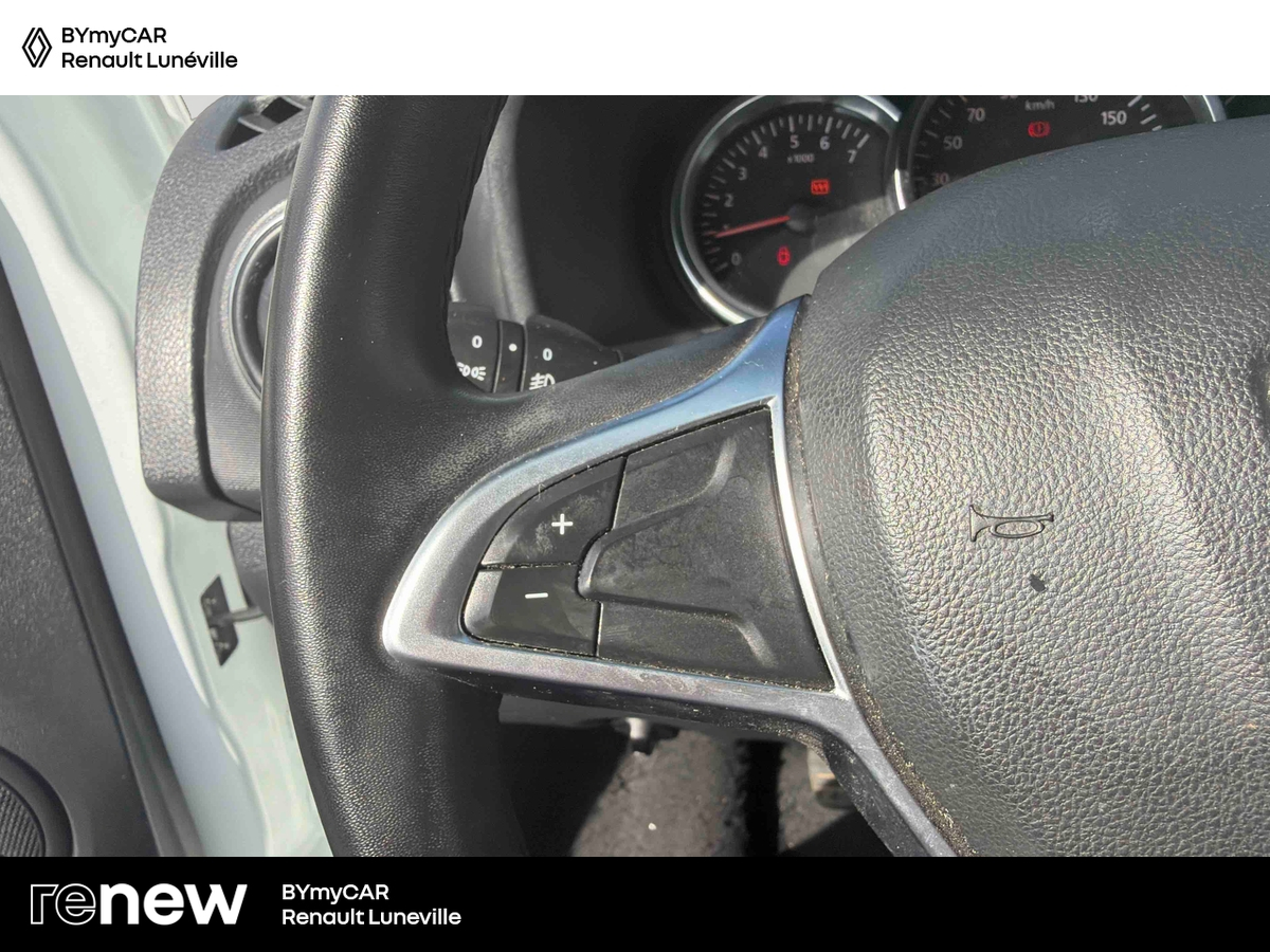 Dacia Sandero TCe 100 — photo 18
