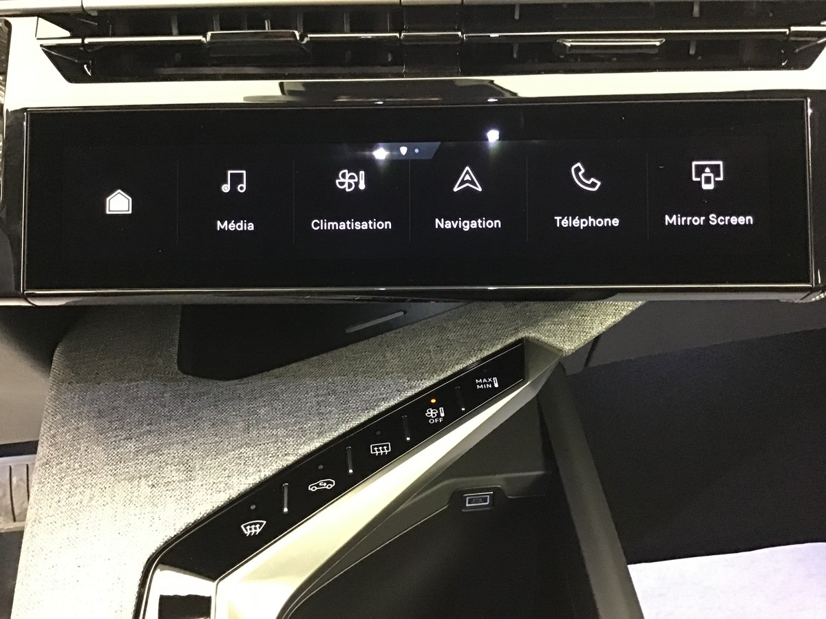 Peugeot 3008 — photo 25