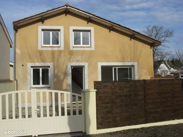 Maison T3 + petit jardin au centre d'Audenge