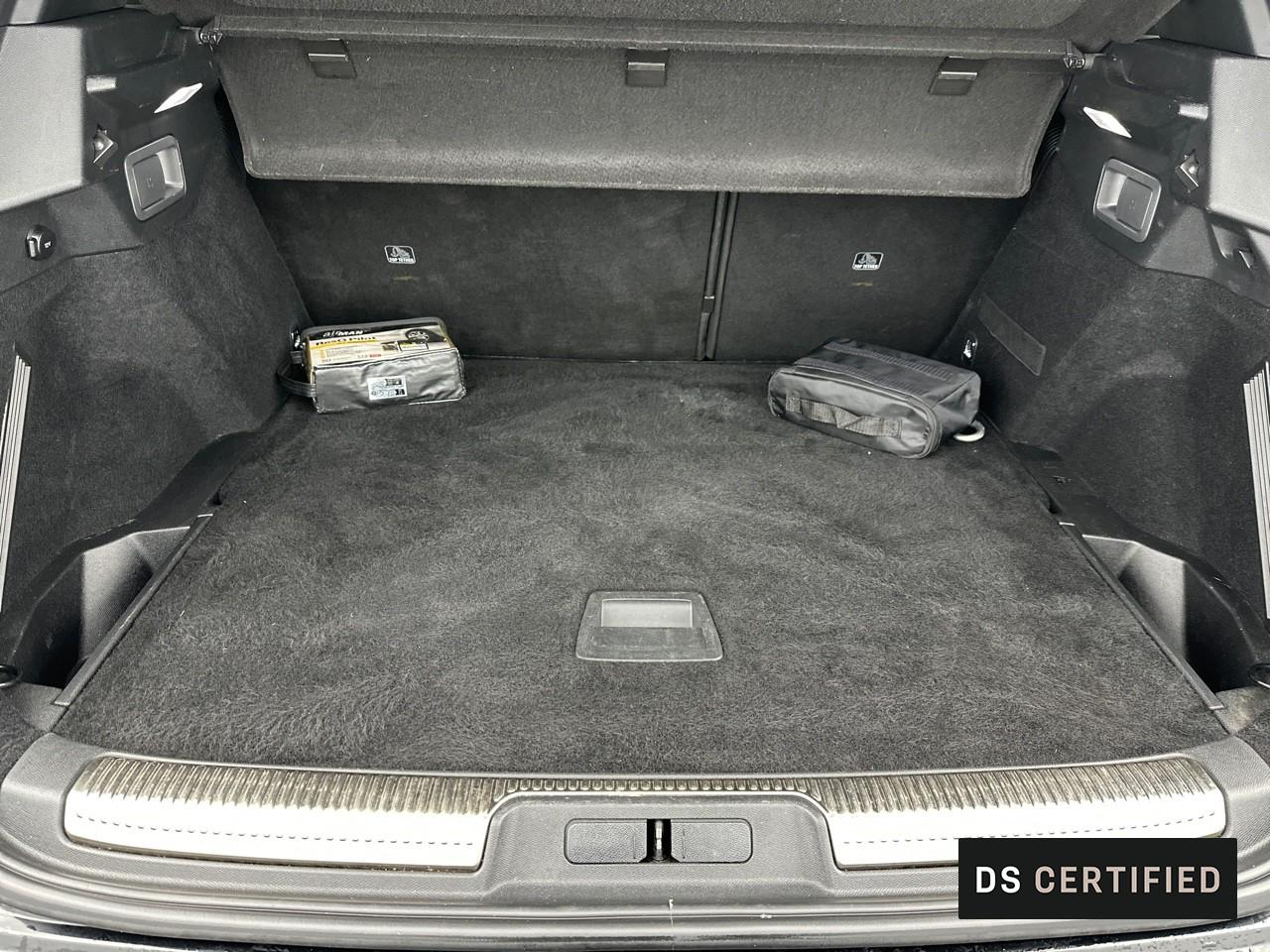 Ds Ds 7 crossback crossback hybride e-tense 300 eat8 4x4 rivoli — photo 14