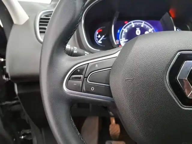 Renault Scenic tce 140 fap - 21 — photo 38