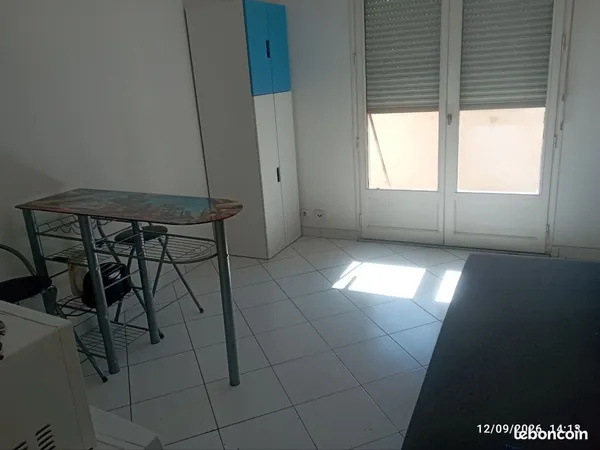 Loue studio 21m2 avec parking centre de Rennes