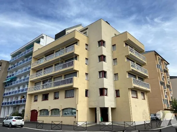 Appartement 5 pièces 77 m²