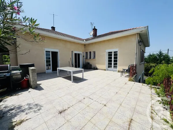 Maison 8 pièces 333 m²