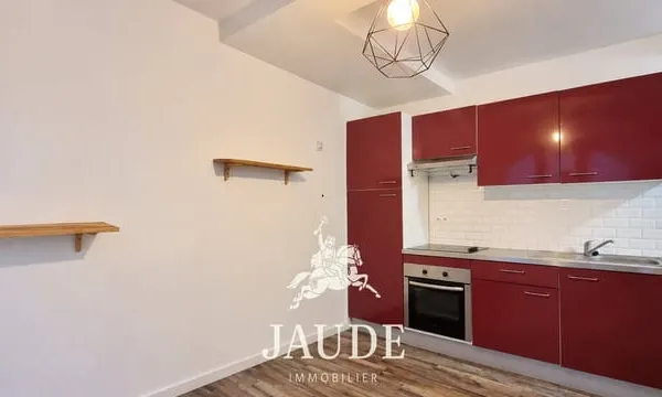 MONTFERRAND MAISON DE BOURG 58 M2 avec 2 chambres