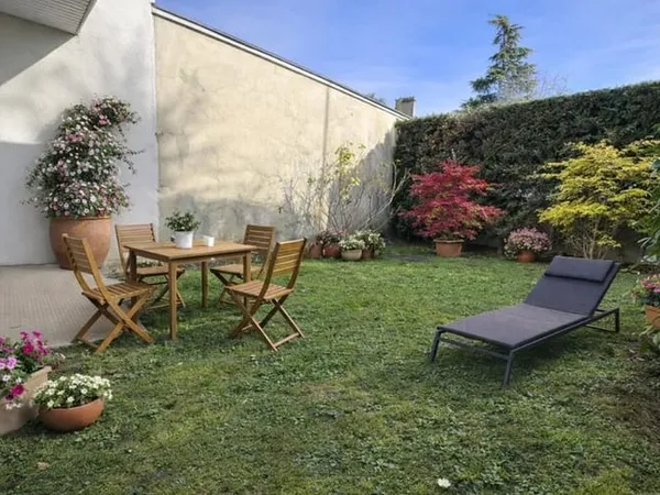 Studio 1 pièce 30 m²