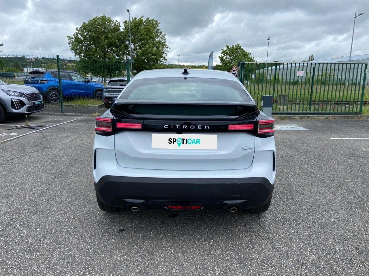 Citroën C4 hybride 136 e-dcs6 plus — photo 5