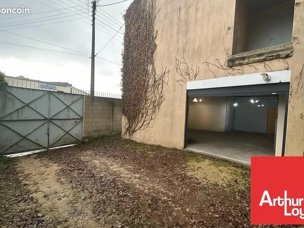 LOCAL D'ACTIVITE 175 m² POITIERS